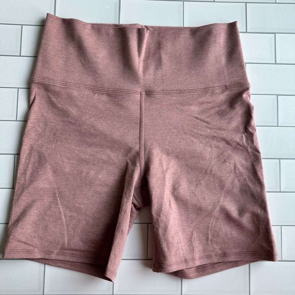 Vuori clean elevation shorty bike shorts small